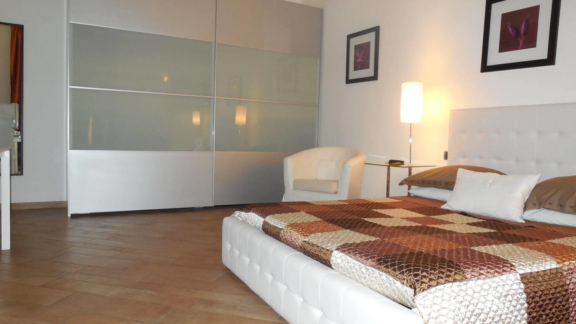 Tridente Rooms Рим Экстерьер фото